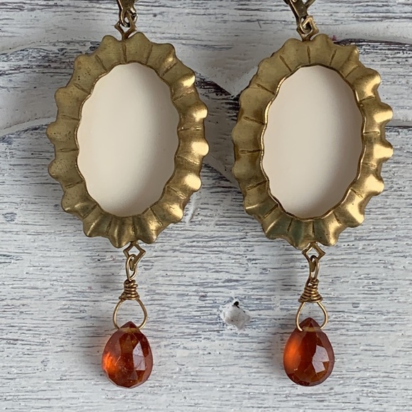 Vintage Flower Floral Botanical Hessonite Garnet Gemstone Dangle Drop Earrings - Picture 7 of 7